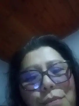 Snapshot of Darly_Gomez chatting on 03.18.25 Darly Gomez online show from 03.18.25