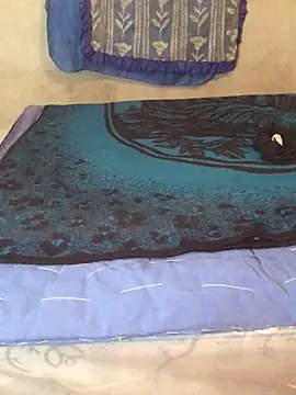 manuamador online show from 12.17.25