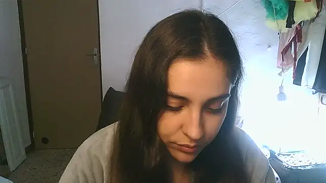 Snapshot of Ursumi1 chatting on 12.15.24 Ursumi1 online show from 12.15.24