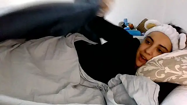 Ursumi1 online show from 11.03.25