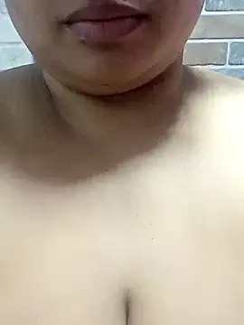 Snapshot of mariloca chatting on 12.08.24 mariloca online show from 12.08.24