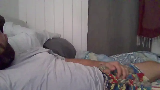 Snapshot of inoutinoutinout chatting on 01.24.25 inoutinoutinout online show from 01.24.25