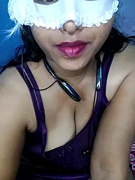 Sexy Mona Bhabhi online show from 12.19.24