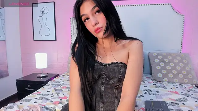 aggy castel online show from 11.28.25