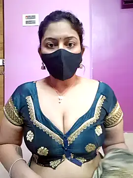 Snapshot of Jiya__1 chatting on 12.10.24 Jiya 1 online show from 12.10.24