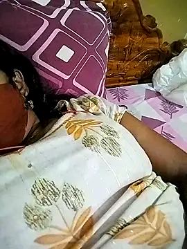 Snapshot of srivani143 chatting on 03.18.25 srivani143 online show from 03.18.25