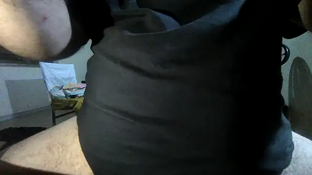 Snapshot of angel0_voglioso chatting on 12.08.24 angel0 voglioso online show from 12.08.24