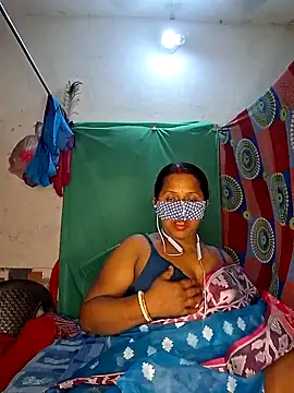 Snapshot of Real_Desi_Couple chatting on 06.09.26 Real Desi Couple online show from 06.09.26