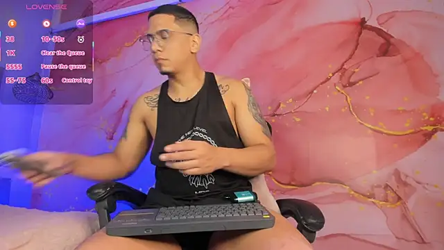 Snapshot of JoshMillerr_ chatting on 02.13.26 JoshMillerr online show from 02.13.26