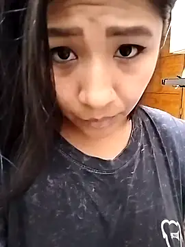 Snapshot of ineliveca chatting on 01.24.25 ineliveca online show from 01.24.25