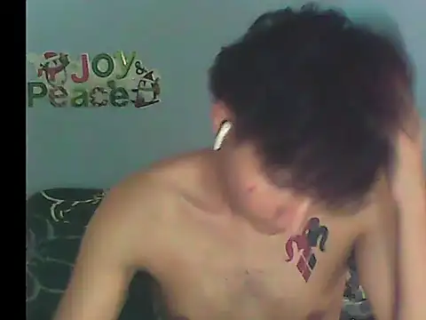 Snapshot of Charley_quin chatting on 12.21.24 Charley quin online show from 12.21.24