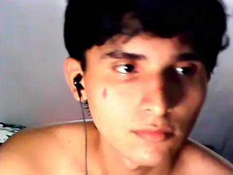 Snapshot of Charley_quin chatting on 02.17.25 Charley quin online show from 02.17.25