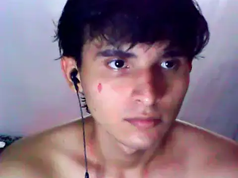 Snapshot of Charley_quin chatting on 02.18.25 Charley quin online show from 02.18.25