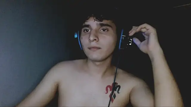 Snapshot of Charley_quin chatting on 09.19.25 Charley quin online show from 09.19.25