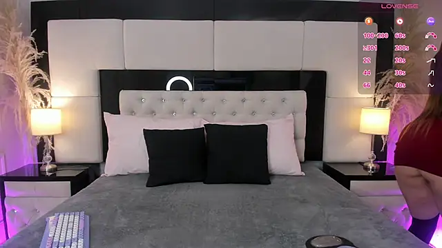 CarlaRossi  online show from 01.14.26