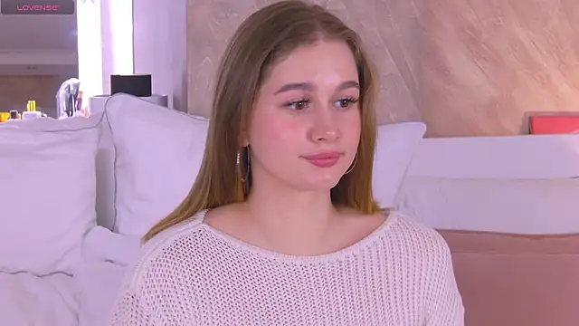 EllieHayes online show from 03.01.25