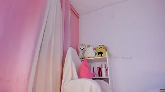  cherrykingsley1 online show from 12.14.25