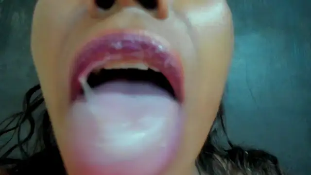 Snapshot of KamariaFyre chatting on 01.26.25 KamariaFyre online show from 01.26.25