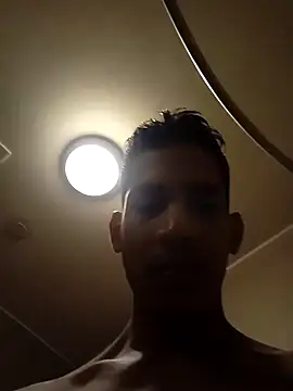 xxnx6969 online show from 12.12.24