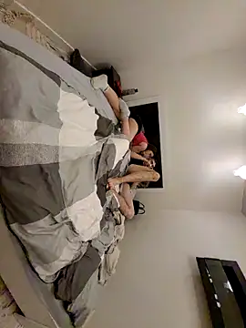 Llorey04 online show from 02.28.25