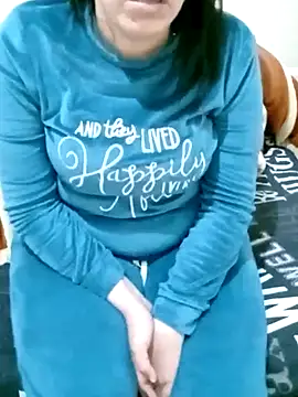 ShadiaStar online show from 02.13.25