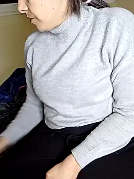 Snapshot of ShadiaStar chatting on 02.18.26 ShadiaStar online show from 02.18.26