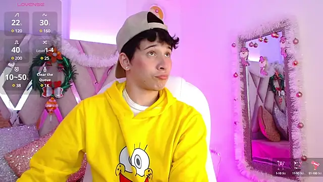 Snapshot of JustinMiller__ chatting on 12.19.24 JustinMiller online show from 12.19.24