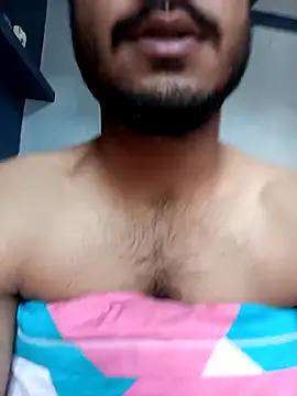 Snapshot of jaiwrld0 chatting on 12.18.25 jaiwrld0 online show from 12.18.25