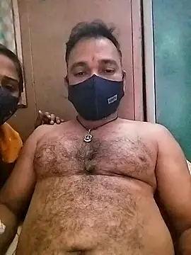 Snapshot of sweety_telugu_couple2027 chatting on 02.21.25 sweety telugu couple2027 online show from 02.21.25