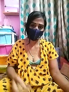 Snapshot of sweety_telugu_couple2027 chatting on 03.10.25 sweety telugu couple2027 online show from 03.10.25