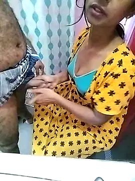 Snapshot of sweety_telugu_couple2027 chatting on 03.12.25 sweety telugu couple2027 online show from 03.12.25