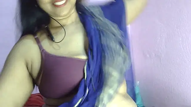 Snapshot of Suhana-sapna chatting on 12.20.25 Suhana-sapna online show from 12.20.25