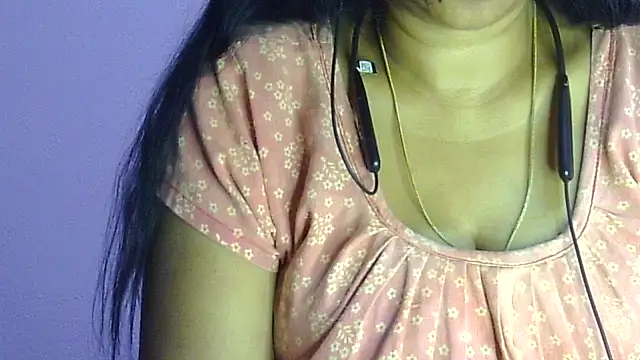 Snapshot of Suhana-sapna chatting on 02.24.26 Suhana-sapna online show from 02.24.26