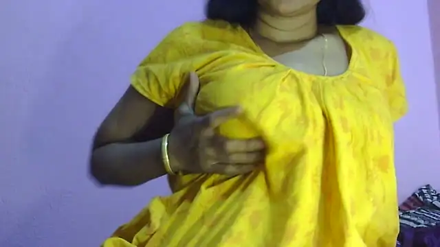 Snapshot of Suhana-sapna chatting on 03.23.26 Suhana-sapna online show from 03.23.26