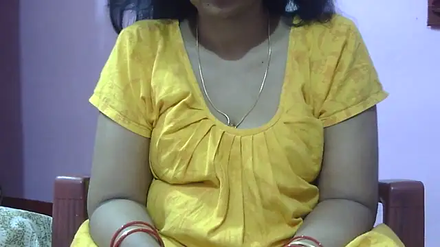 Snapshot of Suhana-sapna chatting on 04.16.26 Suhana-sapna online show from 04.16.26