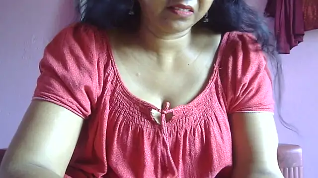 Snapshot of Suhana-sapna chatting on 05.18.26 Suhana-sapna online show from 05.18.26