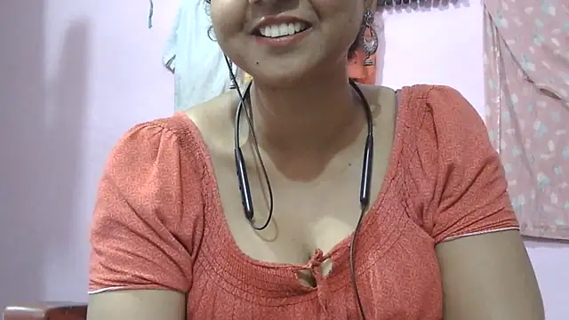 Snapshot of Suhana-sapna chatting on 05.24.26 Suhana-sapna online show from 05.24.26