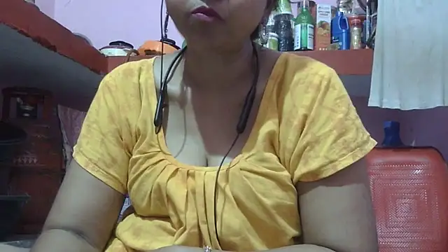 Snapshot of Suhana-sapna chatting on 05.25.26 Suhana-sapna online show from 05.25.26