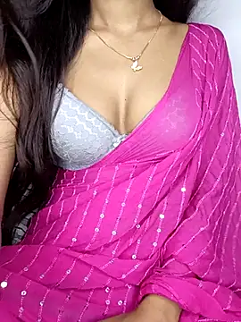 Snapshot of sexyriya_008 chatting on 10.04.25 sexyriya 008 online show from 10.04.25
