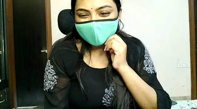 Hritvika online show from 02.22.25