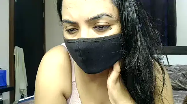 Hritvika online show from 03.20.25