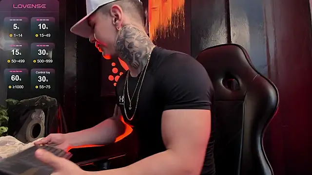 Flynn Riider online show from 02.17.26