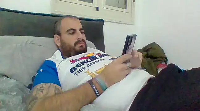 Snapshot of maor_asraf chatting on 12.26.24 maor asraf online show from 12.26.24