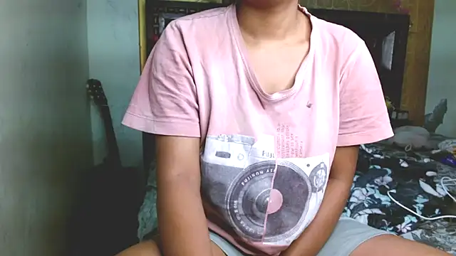 Snapshot of hinaa_khan chatting on 03.17.26 hinaa khan online show from 03.17.26