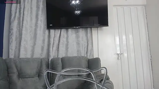  Natassia Dreams online show from 03.23.25