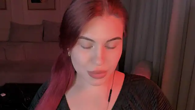 Snapshot of evaharve chatting on 06.22.26 evaharve online show from 06.22.26