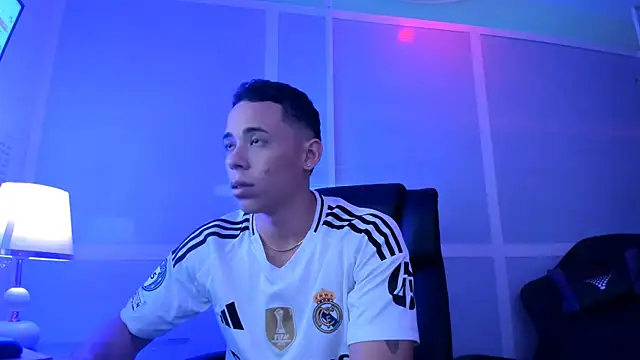 Snapshot of briambrows chatting on 01.30.25 briambrows online show from 01.30.25