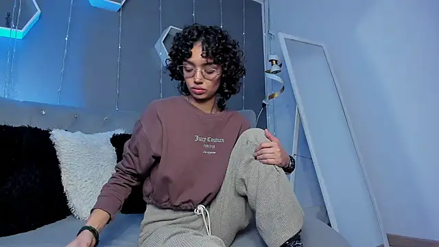 slutty venus online show from 03.09.25