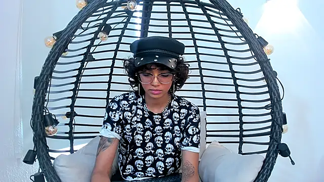 slutty venus online show from 09.25.25