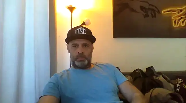 Avamereandmikel online show from 02.28.25